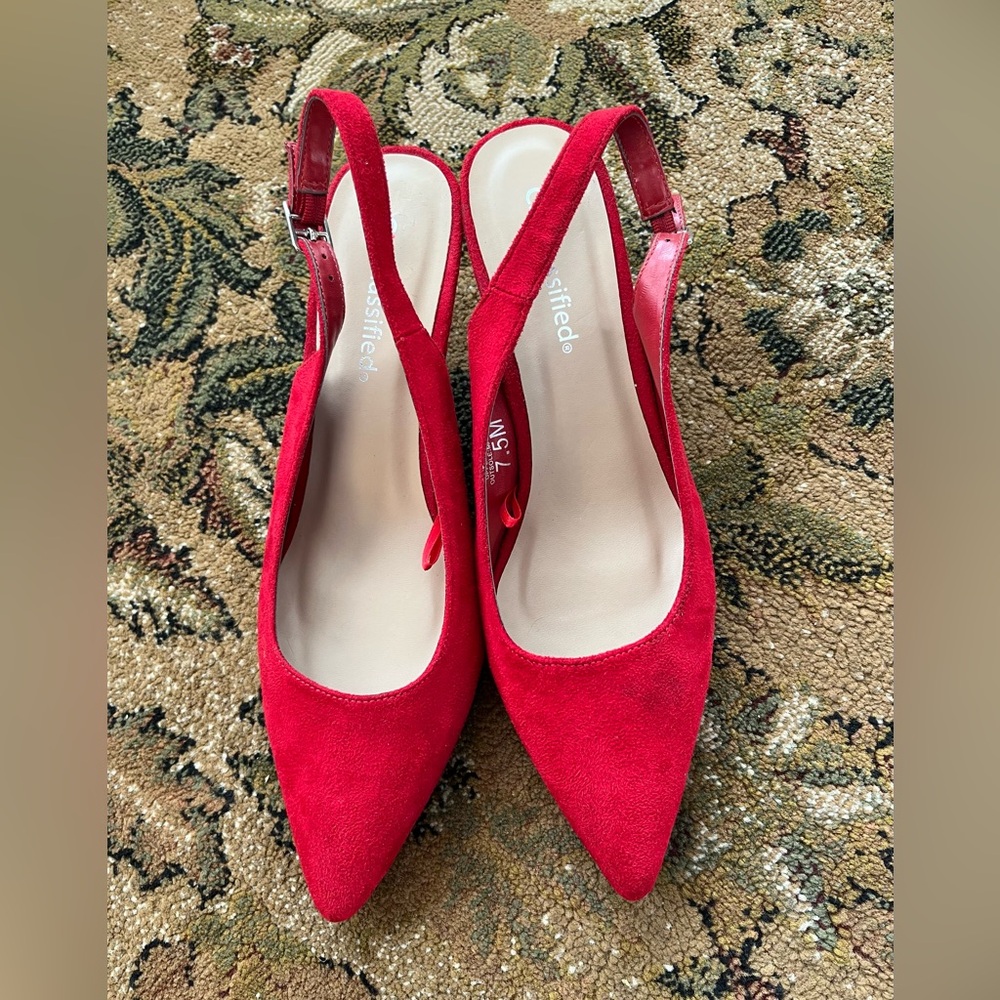 Red faux suede sling back heels by Cityclassified 7.5